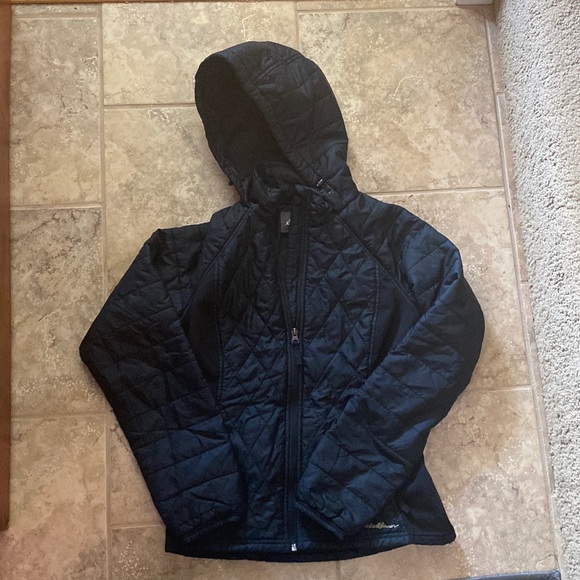 Eddie Bauer fitted quilted jacket - Picture 2 of 5